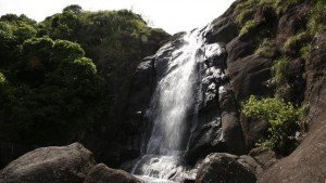 madammakkulam waterfalls idukki20140104115503 553 2 The Indian Journeys 3